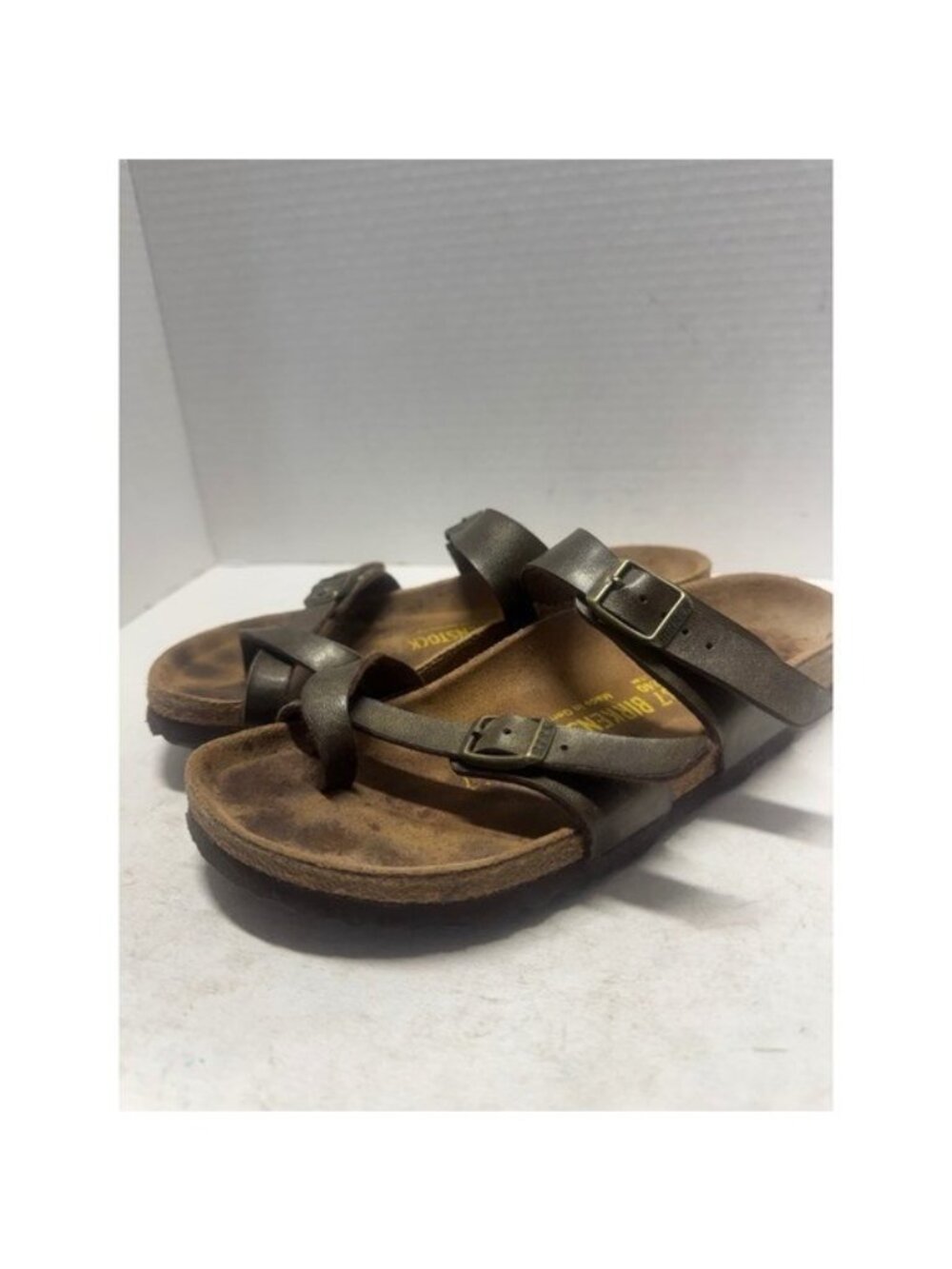 Birkenstock Mayari Bronze Metallic Toe Loop Sandals Womens 37 L6 M4